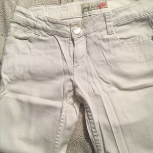 White skinny jeans